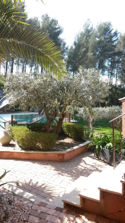 La Maison Du Castellet Ле-Кастелле Екстер'єр фото